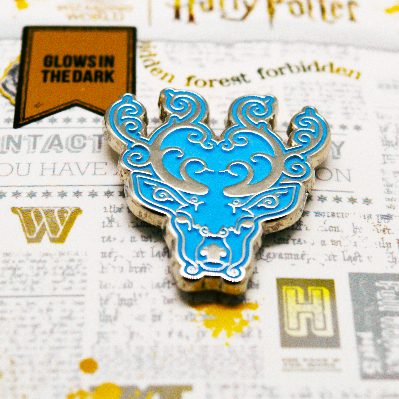 HPPGD2209PB Licensed Harry Potter Harry’s Patronus Glow in the Dark Pin badge