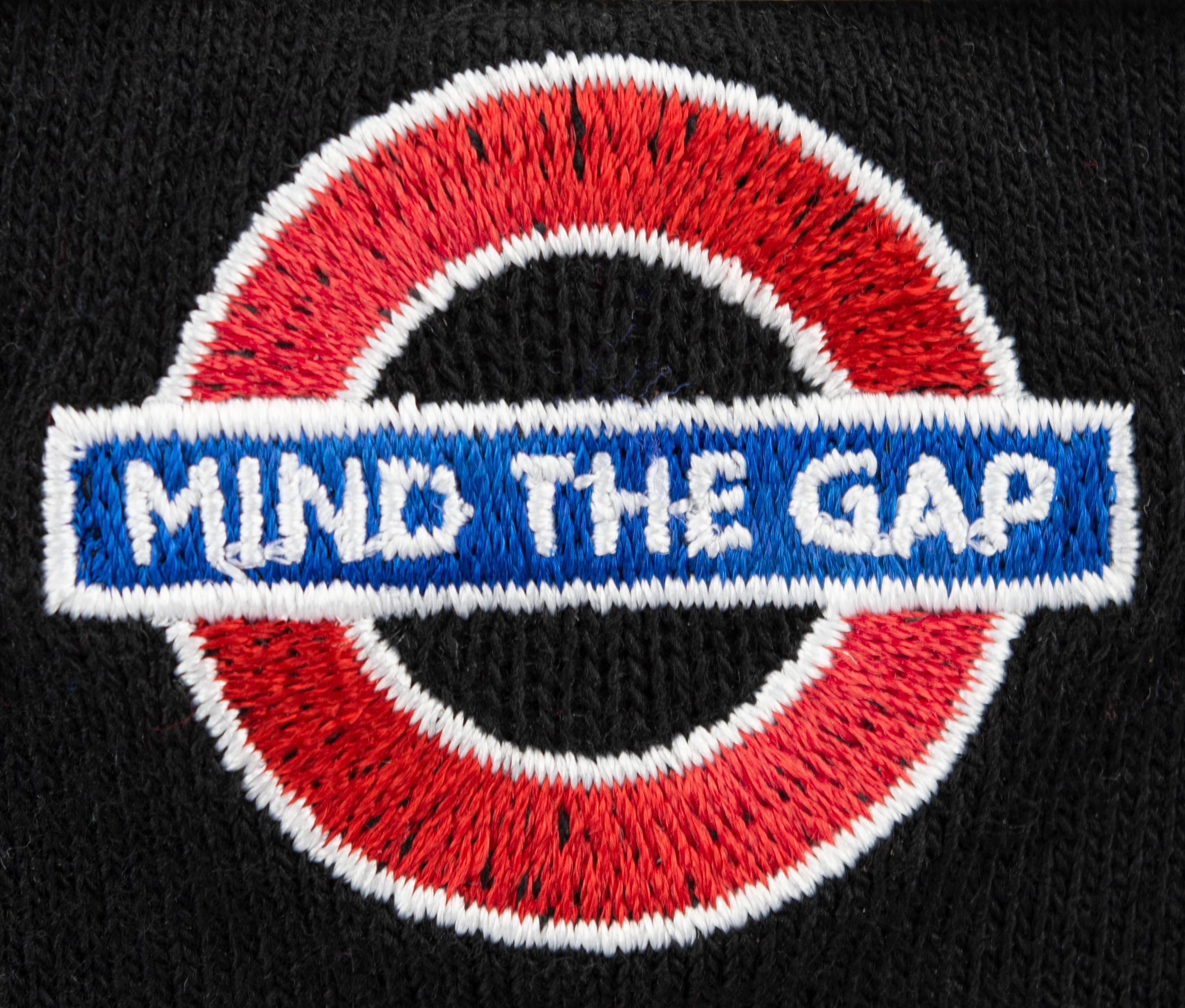 TFL6303 Licensed Unisex Mind the Gap Roundel Embroidery Sock